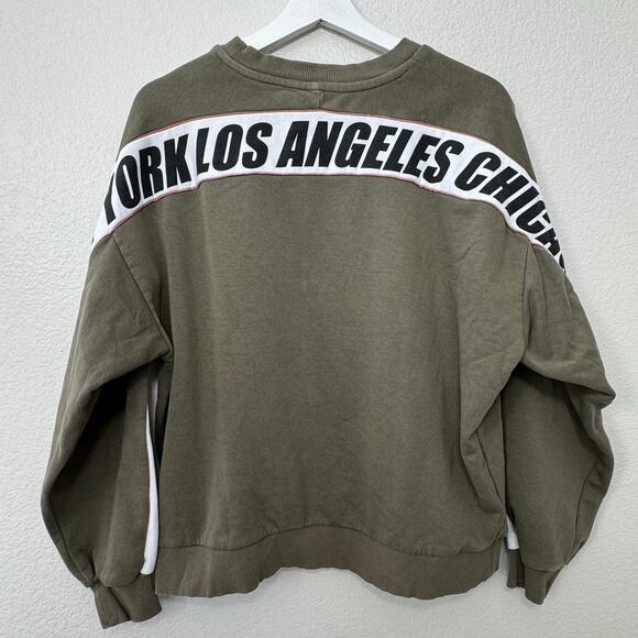 H&M Divided Womens Olive Green LA NYC Sweater Crewneck Size Small Graphic Casual - Picture 1 of 8